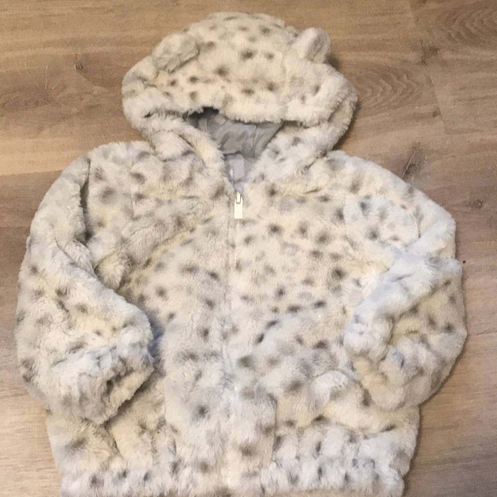 Baby Gap Lined snow leopard faux fur coat w/hood